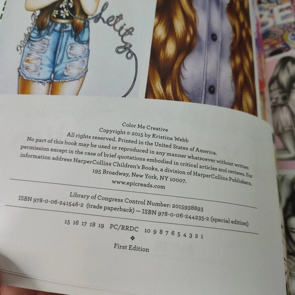 Color Me Creative Kristina Webb‎ 2015 First Edition Softcover Art Challenge Book